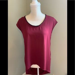 🌺 3 for $15! Sleeveless top (130)